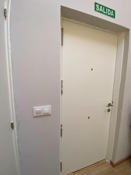 Duplex In Guindalera Appartement Madrid Buitenkant foto